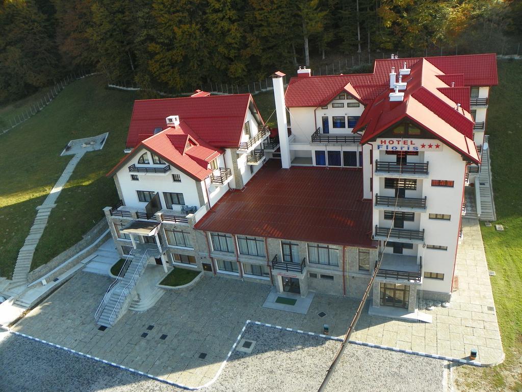 Hotel Floris Cheia  Eksteriør billede